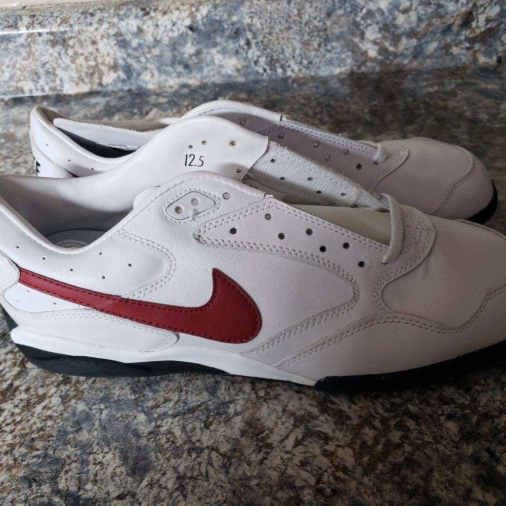 New Nike Air Low Pro Sneakers - Size Mens 12.5